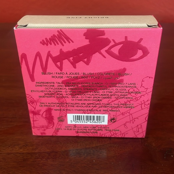 Burberry bright pink blush - Picture 4 of 5